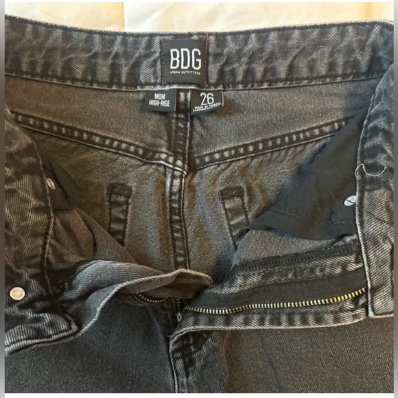 BDG High-Rise Mom Jean in Vintage Blk 8REG - Picture 4 of 15